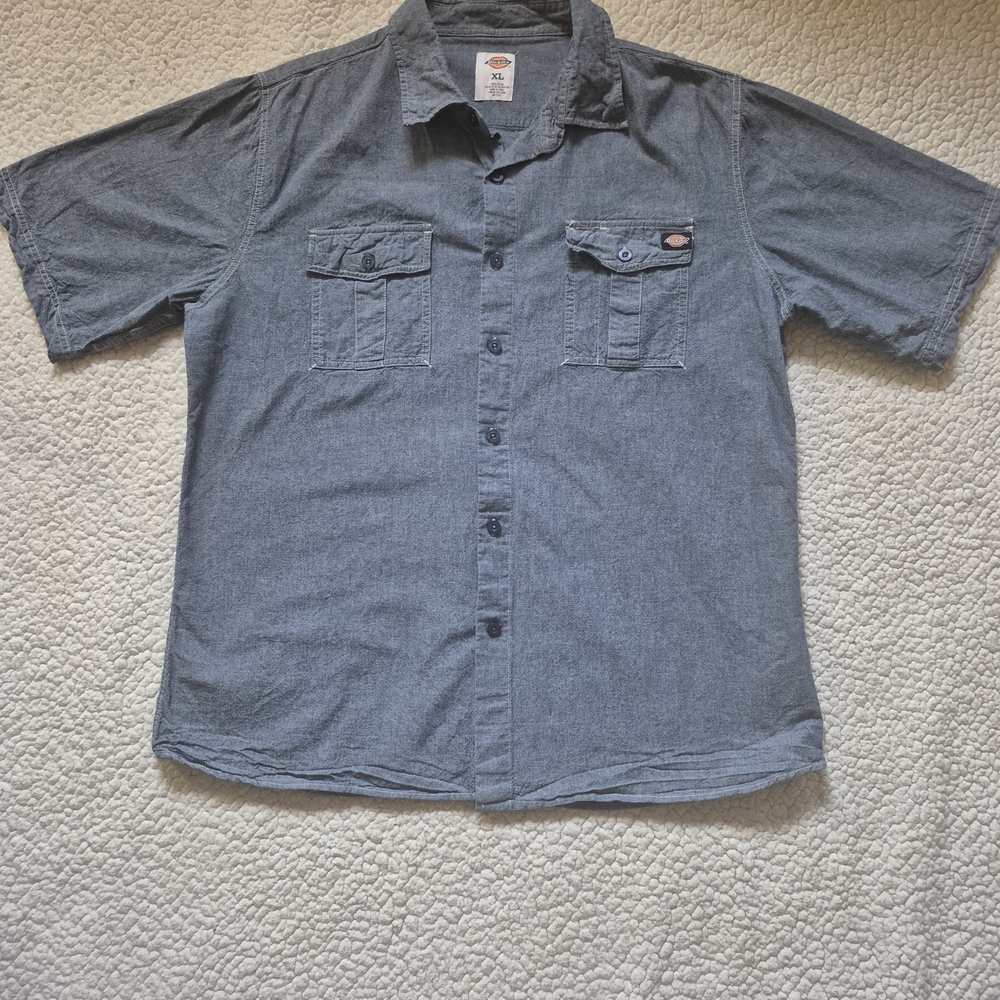 Dickies Men's Casual Gray Button Down Shirt